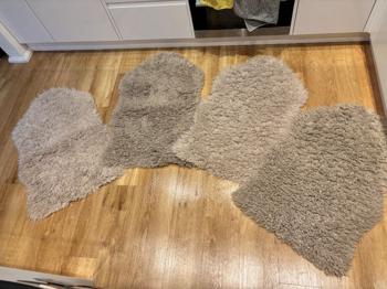 IKEA SVINDINGE Faux Sheepskin Rugs x4