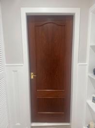 Solid Pine Wood Internal Door – Good Condition, FREE
