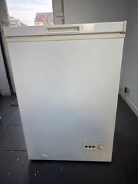 White Chest Freezer – Fully Functional, Good Size