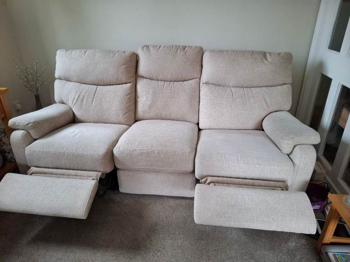 Free 3 seater reclining sofa8