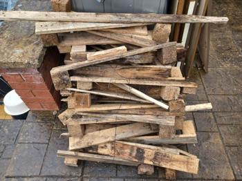 FREE CLOTHING COLLECTIONS & UPLIFTS