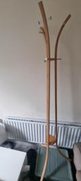 Free coat stand - bamboo finish
