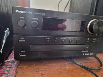 Panasonic mini hifi unit free