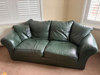 2 Sofas
