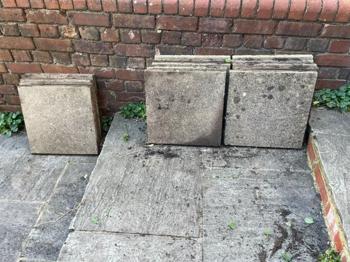 Paving slabs x 14
