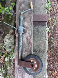 Boat trailer jockey wheel